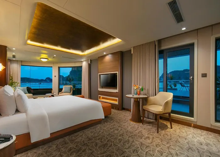 Calista Cruise - A Bay Spectacle 5* Ha Long