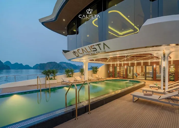 Calista Cruise - A Bay Spectacle 5*